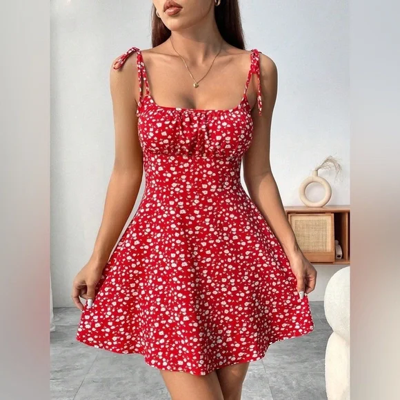 Tied sleeve fitted bust floral print mini dress black - Picture 3 of 3